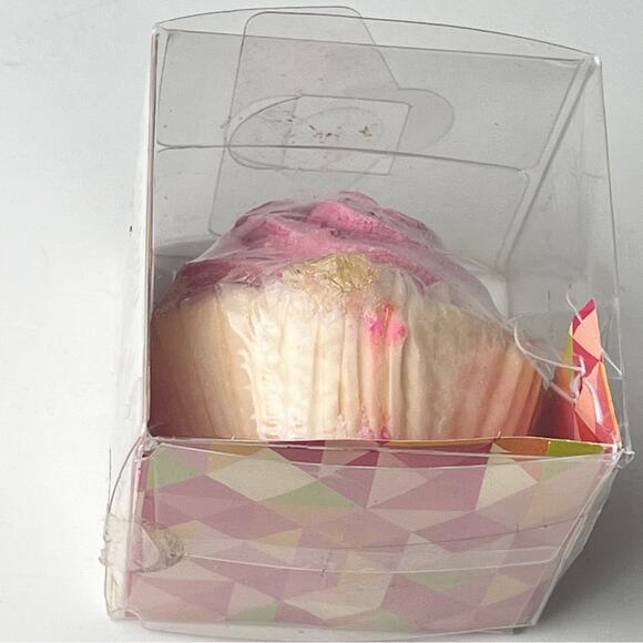 Bath Fizzy Rainbow  Bubble Sherbet Cupcake Bath Time Accessories  New in Box - Picture 3 of 7